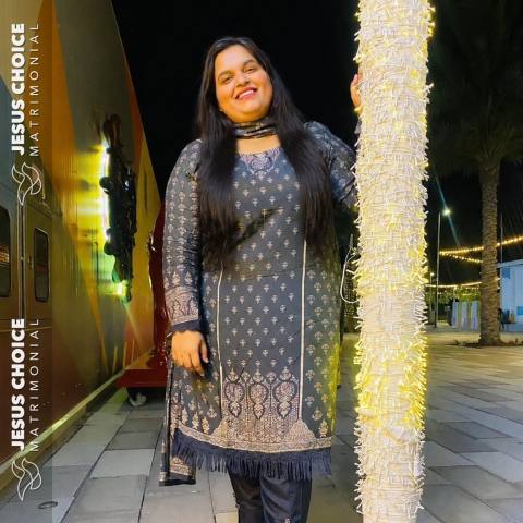 Bride profile Fenissia